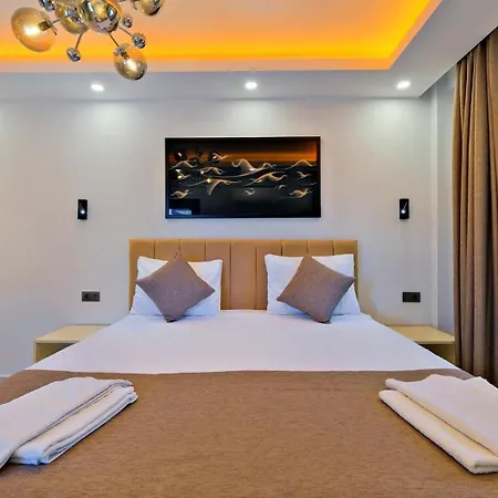 Oludeniz 4 Bedroom 9441 ヴィラ フェティエ