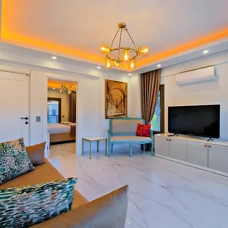 ヴィラ Oludeniz 4 Bedroom 9441 *